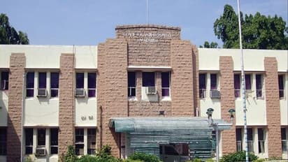 தமிழக்கத்தில் கொரொனா ஆய்வு மையங்கள் எங்கெல்லாம் இருக்கிறது தெரிந்து கொள்ளுங்கள்.!!