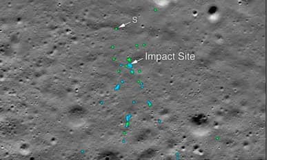 চাঁদের মাটিতে ছড়িয়ে রয়েছে বিক্রমের ধ্বংসস্তূপ, ছবি প্রকাশ করল নাসা