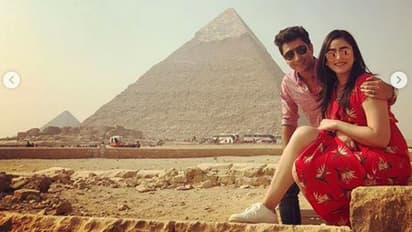 রহস্যদেশ মিশরে অন্তরঙ্গতায় ধরা দিলেন টলি দম্পতি, রইল তাদের ঘনিষ্ঠ মুহূর্তের একগুচ্ছ ছবি