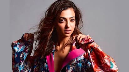 ''వయసులో నాకేంటే చిన్న.. కానీ డేట్ కి పిలిచాడు''