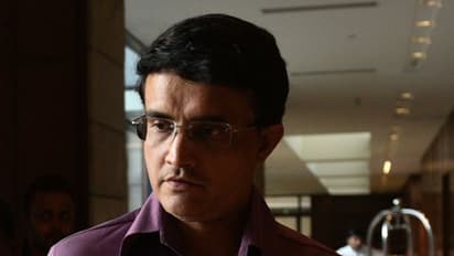 করোনা পরীক্ষা হতে পারে সৌরভ গঙ্গোাধ্যায়ের,হোম কোয়ারেন্টাইনে গোটা পরিবার