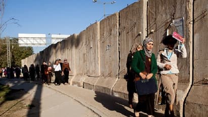 Iraqi students boycott university classes amid unrelenting protests