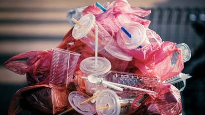 മൂന്നാറും സമ്പൂര്ണ്ണ പ്ലാസ്റ്റിക് നിരോധനത്തിലേക്ക്, ഡിസംബര് 30 മുതല് ആദ്യ ചെക്ക് പോസ്റ്റ് പ്രവര്ത്തനം തുടങ്ങും