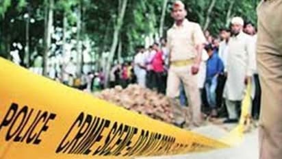 మరో ‘దిశ’...ఒంటిపై దుస్తులు లేకుండా యువతి మృతదేహం..