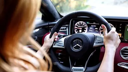 ಕಾರು ನಿಲ್ಲಿಸುವಾಗ ಕ್ಲಚ್ ಮೊದಲೋ, ಬ್ರೇಕ್ ಮೊದಲೋ? ಯಾವುದು ಉತ್ತಮ ವಿಧಾನ? ಇಲ್ಲಿದೆ ಟಿಪ್ಸ್!