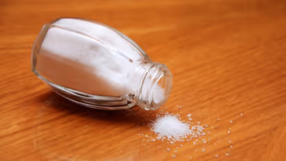 বাড়িতে অশুভ শক্তির উপস্থিতি, বুঝে নিন এই সহজ উপায়ে