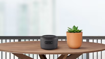 అమెజాన్  స్మార్ట్ స్పీకర్‌...11గంటల వరకు నాన్ స్టాప్ మ్యూజిక్