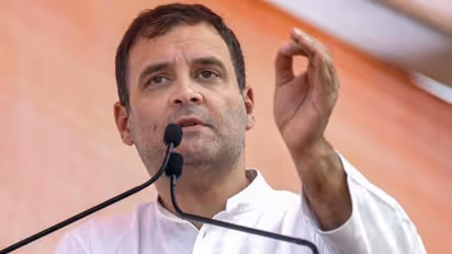 மதவெறிக்கு எதிராக குரல் கொடுக்க வேண்டிய நேரம் இது... ராகுல்காந்தி பரபரப்பு டிவீட்!!