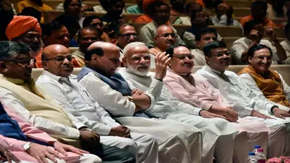 संसद के शीतकालीन सत्र में मोदी सरकार ने फतह किए कई मोर्चे