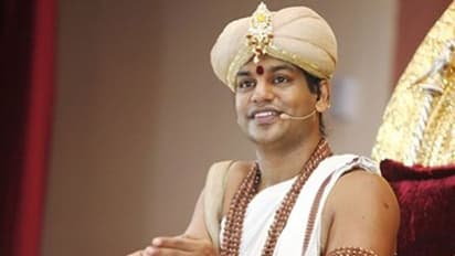 "நித்தியானந்தாவின் கைலாசா நாட்டுக்கு போகணும்..!" - கிரிக்கெட் வீரர் அஸ்வின் ட்வீட்டுக்கு நடிகர் சதீஷ் செம கலாய் பதில்!