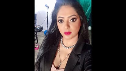 "பொய்யான தகவல்களை பரப்பாதீர்!" - 3வது திருமணம் குறித்து வெளியான செய்தியால் 'பிக்பாஸ்' ரேஷ்மா காட்டம்!