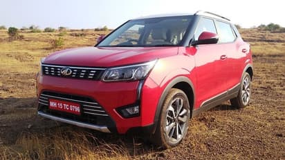 ഒരുലക്ഷം വെട്ടിക്കുറച്ചു, വമ്പന് വിലക്കിഴിവില് XUV300 വീട്ടിലെത്തും!