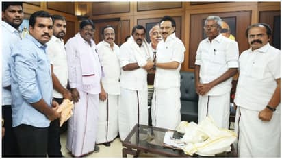 திமுகவில் இணைந்தார் எடப்பாடியாரின் தம்பி... அதிமுகவினர் அதிர்ச்சி..!