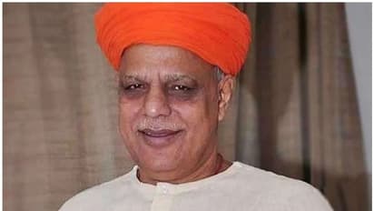 വാഹന വിപണിയില് മാന്ദ്യമുണ്ടെങ്കില് എന്തുകൊണ്ട് ട്രാഫിക് ജാം ഉണ്ടാകുന്നു?; ചോദ്യവുമായി ബിജെപി എംപി