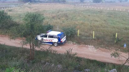 Disha accused encounter: సిర్పూర్కర్ కమిషన్కి డ్రైవర్ వింత సమాధానాలు