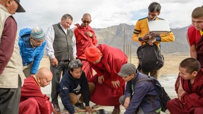 കാലാവസ്ഥാ വ്യതിയാനം; ലഡാക്കില്‍ കൃഷിയിറക്കാന്‍ ക‍ൃത്രിമ ഐസ് സ്തൂപങ്ങള്‍