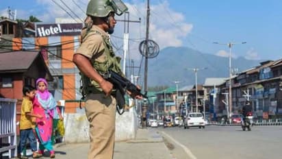 കേന്ദ്ര സര്ക്കാരിന്റെ ആ തീരുമാനം; ജമ്മു കശ്മീരിന് നഷ്ടം 15,000 കോടി !