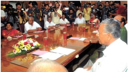 മൊറട്ടോറിയം: ചീഫ് സെക്രട്ടറിയുടെ റിപ്പോർട്ട് മന്ത്രിസഭാ യോഗം തളളി