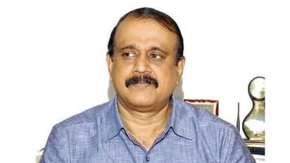 മുൻ പൊലീസ് ഓഫീസർ എന്ന നിലയിൽ ശരിയല്ലെന്നും, ഒരു പിതാവെന്ന നിലയിൽ ഇതല്ലാതെന്തെന്നും തോന്നുന്നു: ദിശ കേസില് സെന്കുമാര്