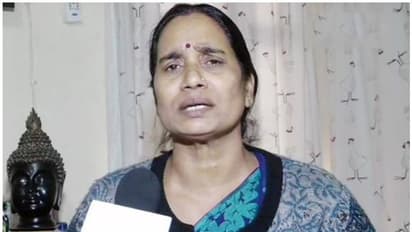 പ്രതിയുടെ പുനഃപരിശോധന ഹർജി തള്ളിയതിൽ സന്തോഷമെന്ന് നിർഭയയുടെ അമ്മ