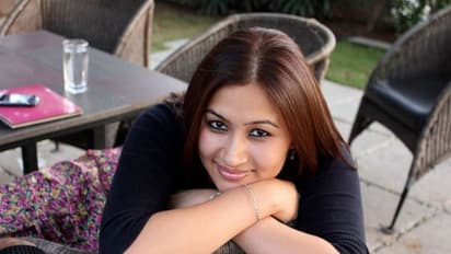 హాఫ్ కరోనా ట్రోల్స్... గుత్తా జ్వాల స్ట్రాంగ్ కౌంటర్