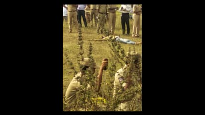 ദിശ കൊലക്കേസ്: പ്രതികളില് രണ്ട് പേര് ഒമ്പത് സ്ത്രീകളെ സമാന രീതിയില് കൊലപ്പെടുത്തിയെന്ന് പൊലീസ്