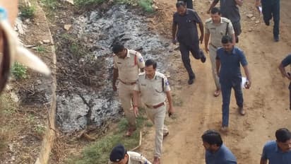 దిగ్భ్రాంతి కరమే, వేడుక చేసుకున్నారు: నిర్భయ వాదనల్లో దిశ ఘటన ప్రస్తావన