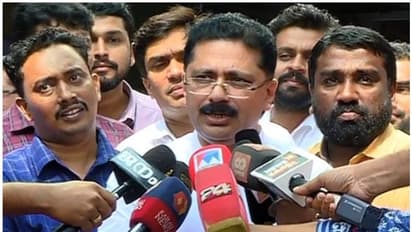 'ഗവര്ണറുടെ മറുപടിക്കത്ത് പുറത്തുവിടണം'; ചെന്നിത്തലയെ വെല്ലുവിളിച്ച് ജലീല്