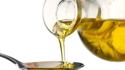 ഗുണനിലവാരമില്ല; അഞ്ച് വെളിച്ചെണ്ണ ബ്രാന്ഡുകള് നിരോധിച്ചു