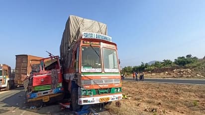 ಕೂಡ್ಲಿಗಿ ಬಳಿ ಸರಣಿ ಅಪಘಾತ: ಇಬ್ಬರ ದುರ್ಮರಣ