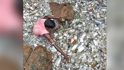 रंगीन सपने ले बिहार से निकलते हैं मजदूर, मात्र 75 रुपए के लिए पूरे दिन जानवरों की तरह करते हैं काम