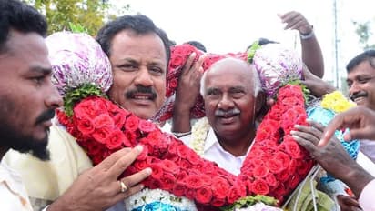 ಬೈ ಎಲೆಕ್ಷನ್ ರಿಸಲ್ಟ್: ಅನರ್ಹರು ಈಗ ಅರ್ಹರು, ಸೋತ್ರೂ ವಿಶ್ವನಾಥ್ಗೆ ಸಿಕ್ತು ಭರವಸೆ