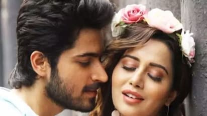 தமிழக மக்களை சந்தோஷப்படுத்த ரைசா போட்ட அதிரடி திட்டம்... பிக்பாஸ் பிரபலத்துடன் டேட்டிங் போக போறாங்களாம்...!