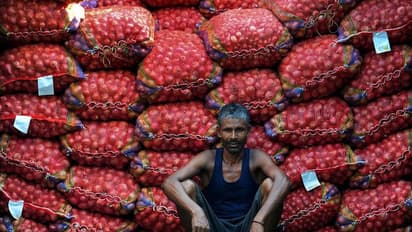 സവാള, ഉരുളക്കിഴങ്ങ് വില കുറഞ്ഞു, രാജ്യത്ത് നാണ്യപ്പെരുപ്പം താഴേക്ക്