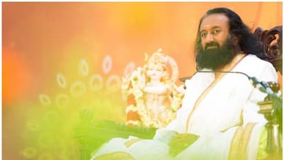 അഭയാർത്ഥികളായ ശ്രീലങ്കൻ തമിഴർക്ക് ഇന്ത്യന് പൗരത്വം നൽകണം: ശ്രീ ശ്രീ രവിശങ്കര്