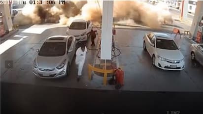 പെട്രോള് പമ്പിലെ ഗ്യാസ് ടാങ്ക് പൊട്ടിത്തെറിച്ചു; ഇന്ധനം നിറയ്ക്കാനെത്തിയവര് രക്ഷപെട്ടത് തലനാരിഴയ്ക്ക് - വീഡിയോ