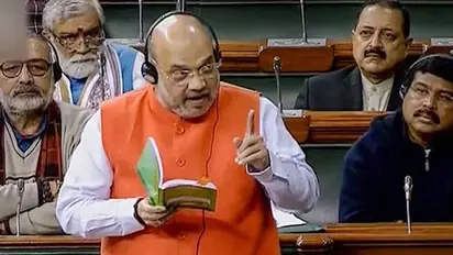 नागरिकता कानून से खुश हैं पाक के पूर्व एमपी और एमएलए, कोई बेचता है मूंगफली तो कोई है कपड़ों की दुकान में नौकर