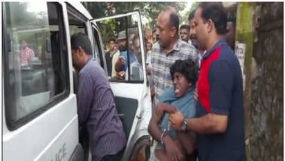 കഞ്ചാവുകേസ് പ്രതി പൊലീസ് വാഹനത്തിൽ നിന്ന് ചാടി രക്ഷപ്പെട്ടു; മണിക്കൂറിനുള്ളില് അകത്താക്കി പൊലീസ്