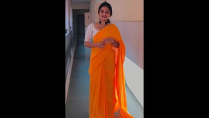 அனிகாவை தொடர்ந்து அட்ராசிட்டியை ஆரம்பித்த 'பாபநாசம்' பட குழந்தை நட்சத்திரம் எஸ்தர்! மஞ்சள் புடவையில் மயக்கும் புகைப்பட கேலரி!