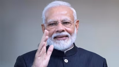 அசாமியர்கள் அஞ்ச வேண்டாம்...!! பற்றி எரியும் கலவரத்திற்கு டுவிட்டரில் ஆறுதல் சொன்ன பிரதமர் மோடி..!!