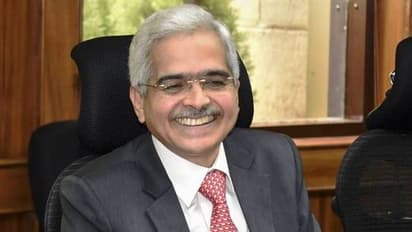 Momentum gathering pace on credit growth, says RBI chief