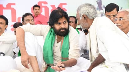 ‘‘మెగా’’ కన్ఫ్యూజన్: జగన్కి జై కొట్టిన చిరు.. 4 బిల్డింగ్లతో అభివృద్ధి కాదన్న పవన్