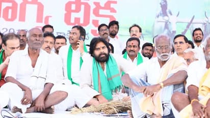 పవన్ కళ్యాణ్ ఢిల్లీలో బిజీ బిజీ: ఆర్ఎస్ఎస్ నేతలతో భేటీ, ఏం జరుగుతోంది?