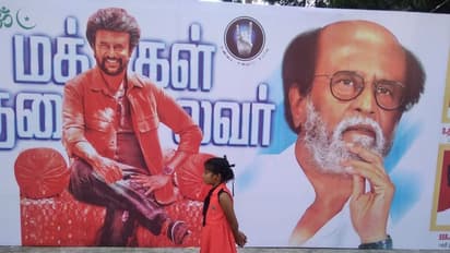 மாயாவி ரஜினிகாந்த்: சாதாரண ரஜினியை சூப்பர் ஸ்டார்! தலைவர்! கட்-அவுட் கடவுள்! என்றாக்கிய டக்கர் டைரக்டர்கள்..!