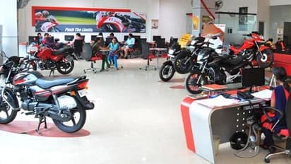 "യാ മോനേ.." ഒറ്റമാസം ഹീറോ വിറ്റത് അഞ്ചുലക്ഷത്തിലധികം ടൂവീലറുകള്!