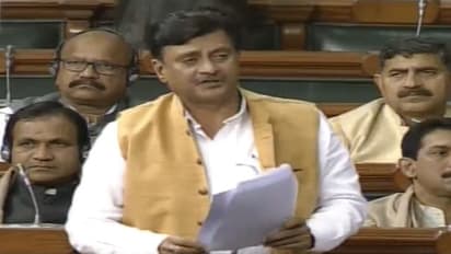 സംസ്കൃതത്തിൽ സംസാരിക്കൂ, പ്രമേഹവും കൊളസ്ട്രോളും ഒഴിവാക്കൂ: വിവാദ പ്രസ്താവനയുമായി ബിജെപി എം പി