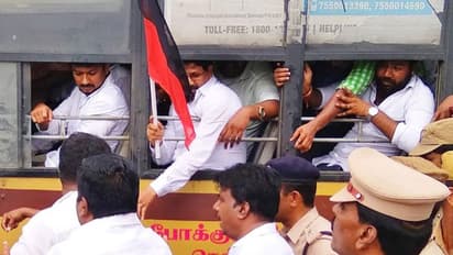 சாலை மறியல்... உதயநிதி ஸ்டாலின் அதிரடி கைது... சென்னையில் பரபரப்பு..!