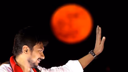 Udhayanidhi : நேரம், காலம் பார்த்து உதயநிதி பதவி ஏற்பது ஏன்?? பாஜகவினரின் கேள்விக்கு பதிலடி கொடுத்த TKS