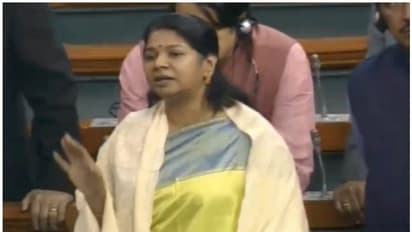 'മേക്ക് ഇന് ഇന്ത്യയില്ല, സ്ത്രീകള് പീഡിപ്പിക്കപ്പെടുന്നുണ്ട്, അതാണ് വിഷയം': രാഹുലിന് പിന്തുണയുമായി കനിമൊഴി