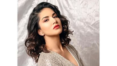 മരത്തില്‍ കയറുന്ന വീഡിയോയുമായി സണ്ണി ലിയോണ്‍; ഏറ്റെടുത്ത് സമൂഹമാധ്യമങ്ങള്‍